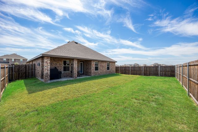 307 Warbler Way, Caddo Mills, TX 75135