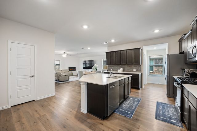307 Warbler Way, Caddo Mills, TX 75135