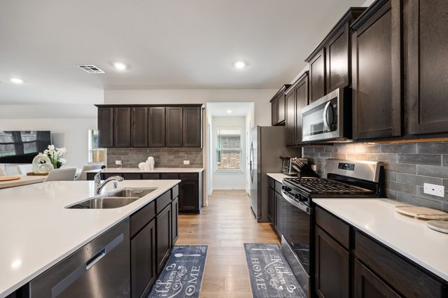 307 Warbler Way, Caddo Mills, TX 75135