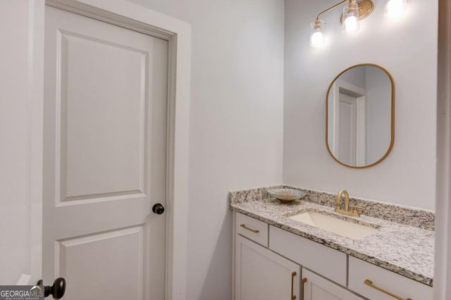 6444 Point Twenty Two, Gainesville, GA 30506