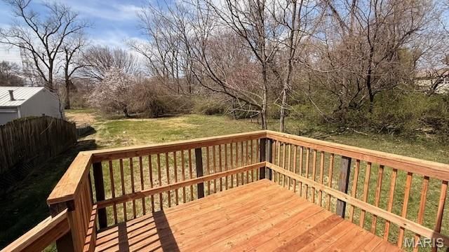 10115 Toelle Lane, St Louis, MO 63137