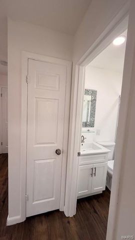 10115 Toelle Lane, St Louis, MO 63137