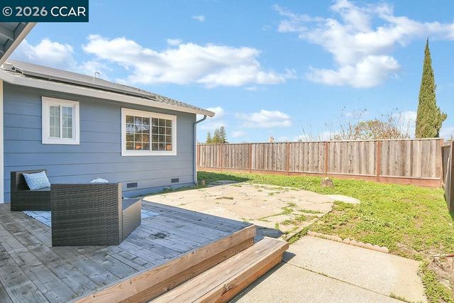 34 Midhill Rd, Martinez, CA 94553