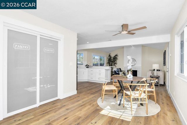 34 Midhill Rd, Martinez, CA 94553