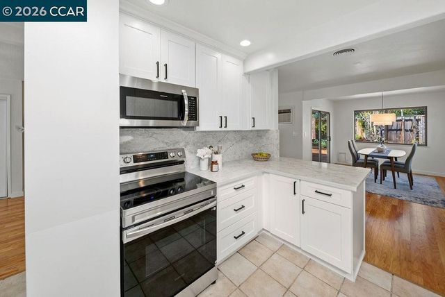 196 Wilkie Dr, Walnut Creek, CA 94598