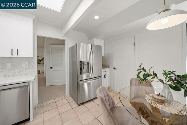 196 Wilkie Dr, Walnut Creek, CA 94598