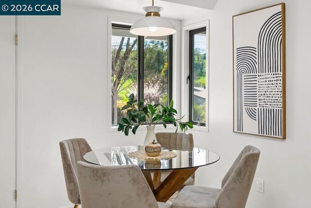 196 Wilkie Dr, Walnut Creek, CA 94598