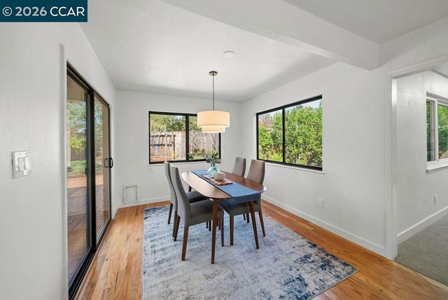 196 Wilkie Dr, Walnut Creek, CA 94598