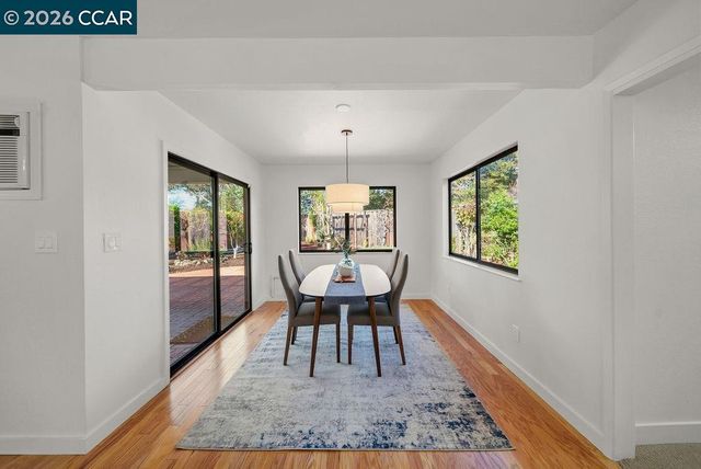 196 Wilkie Dr, Walnut Creek, CA 94598