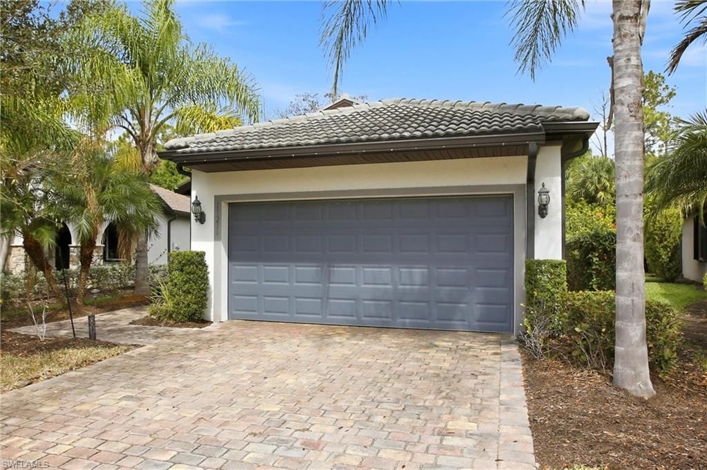 11216 Carlingford RD, FORT MYERS, FL 33913 — photo 2