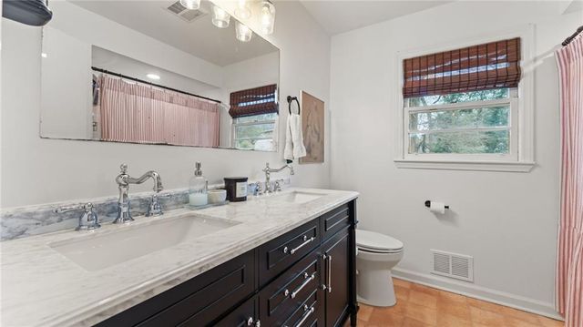 2971 Valley Ridge Drive, Decatur, GA 30032