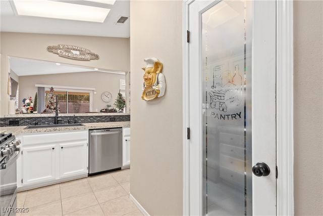 2155 Chapman Ranch Drive, Henderson, NV 89012