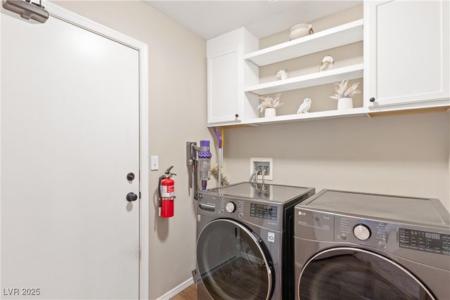 2155 Chapman Ranch Drive, Henderson, NV 89012