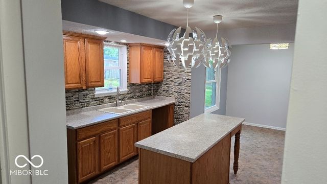 11965 Cable Drive, Indianapolis, IN 46236