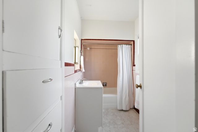 1925 E HILLCREST AVE, Salt Lake City, UT 84106