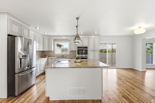 1925 E HILLCREST AVE, Salt Lake City, UT 84106