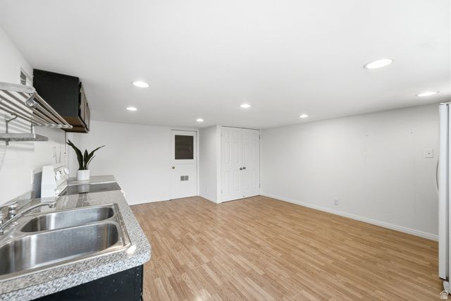 1925 E HILLCREST AVE, Salt Lake City, UT 84106
