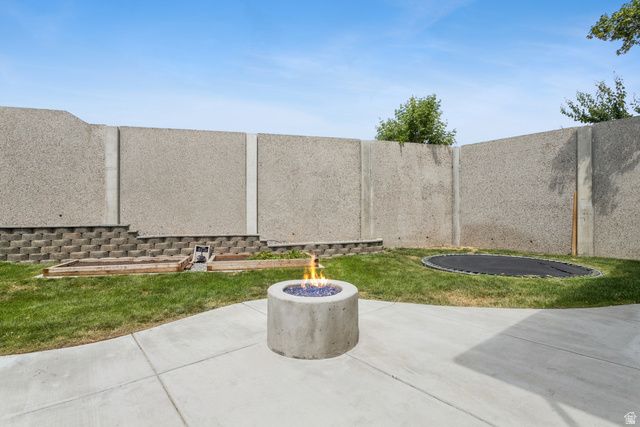 1925 E HILLCREST AVE, Salt Lake City, UT 84106