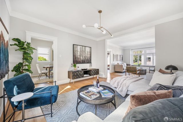 1819 8th Avenue, San Francisco, CA 94109