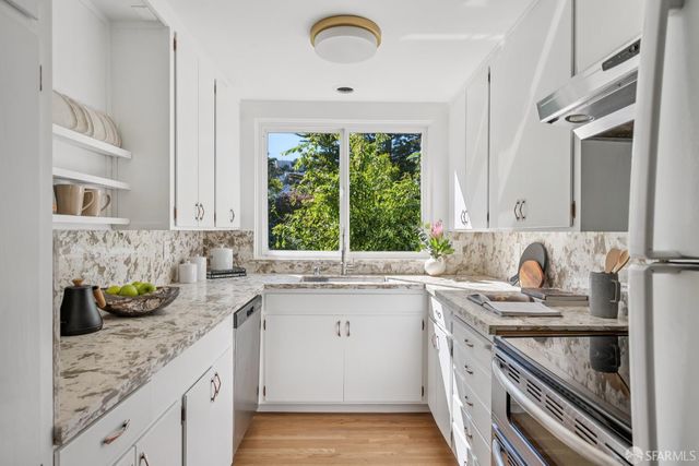 1819 8th Avenue, San Francisco, CA 94109