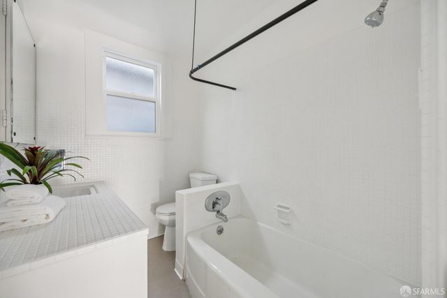 1819 8th Avenue, San Francisco, CA 94109