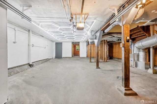 1819 8th Avenue, San Francisco, CA 94109