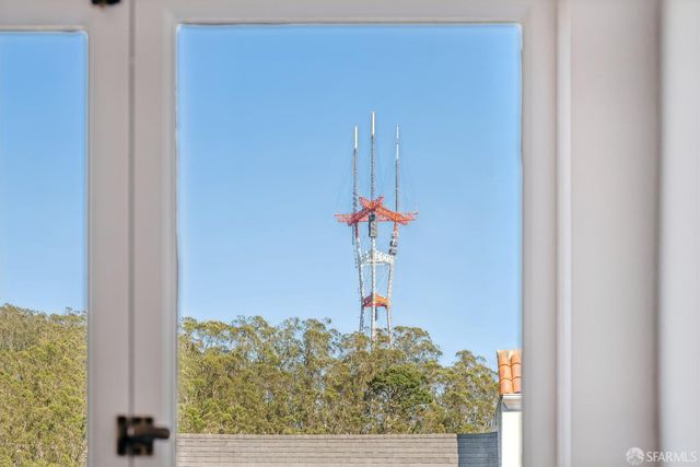 1819 8th Avenue, San Francisco, CA 94109