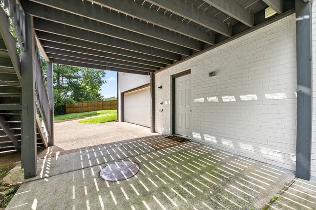 102 Walton Ct, Hendersonville, TN 37075