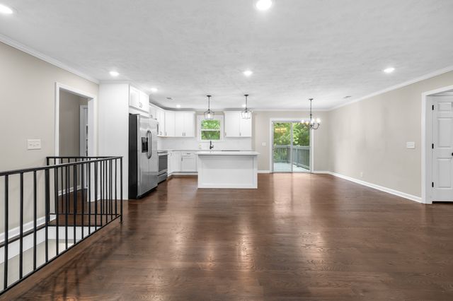 102 Walton Ct, Hendersonville, TN 37075