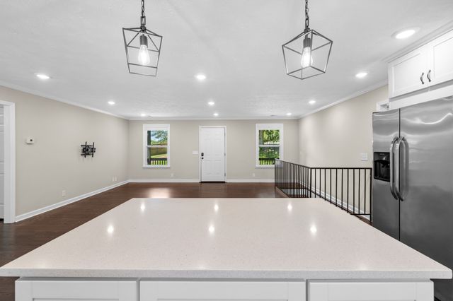 102 Walton Ct, Hendersonville, TN 37075