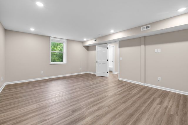 102 Walton Ct, Hendersonville, TN 37075