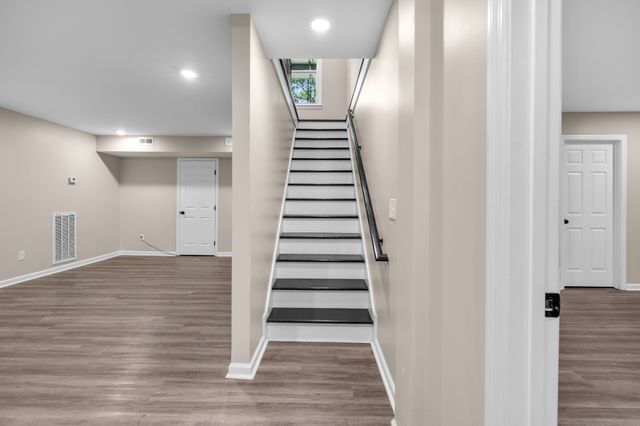 102 Walton Ct, Hendersonville, TN 37075