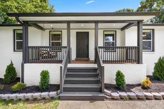 102 Walton Ct, Hendersonville, TN 37075