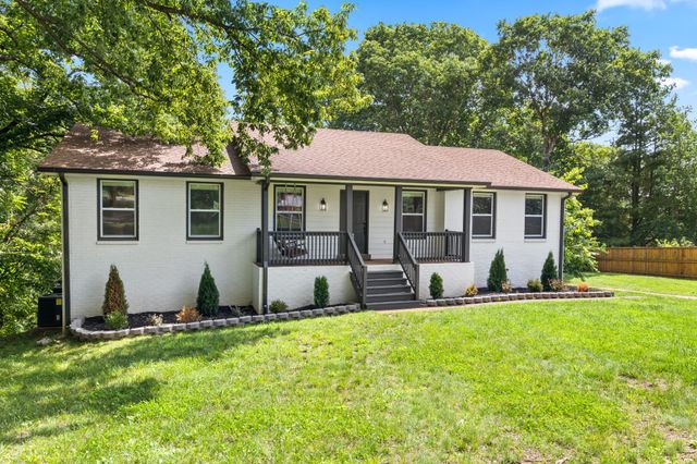 102 Walton Ct, Hendersonville, TN 37075