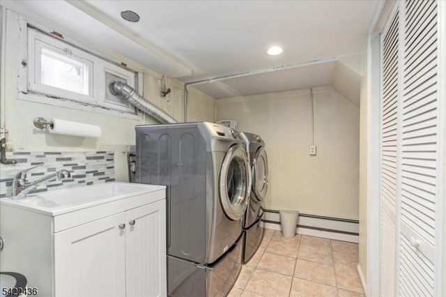 707 Kingston Ave, Kenilworth Boro, NJ 07033
