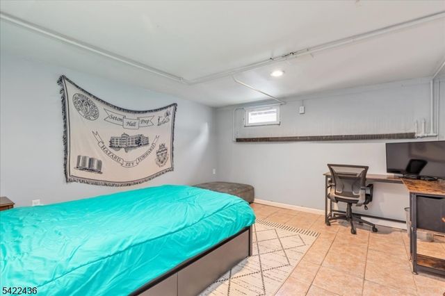 707 Kingston Ave, Kenilworth Boro, NJ 07033