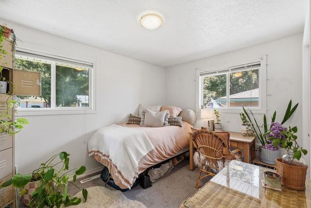 8312 N JEFFERSON Dr, Spokane, WA 99208