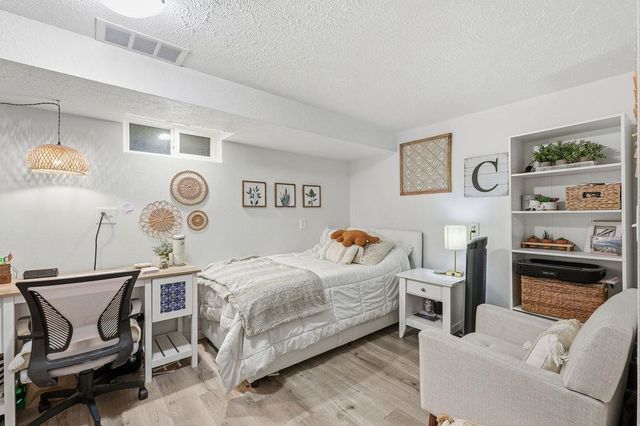 8312 N JEFFERSON Dr, Spokane, WA 99208