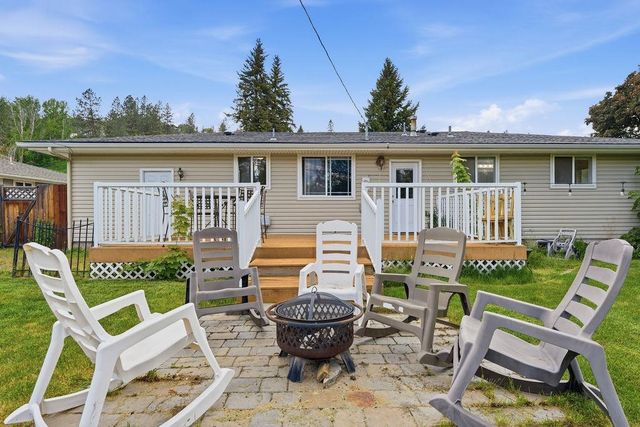 8312 N JEFFERSON Dr, Spokane, WA 99208