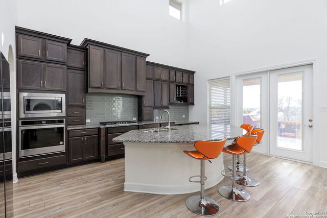 14118 Sam Houston Way, San Antonio, TX 78245