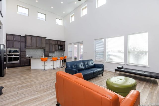 14118 Sam Houston Way, San Antonio, TX 78245