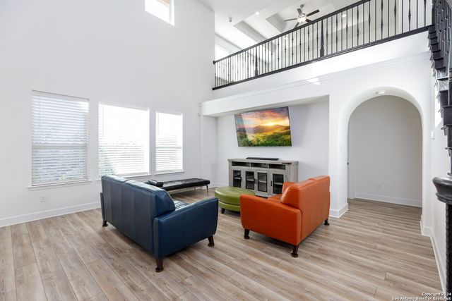 14118 Sam Houston Way, San Antonio, TX 78245