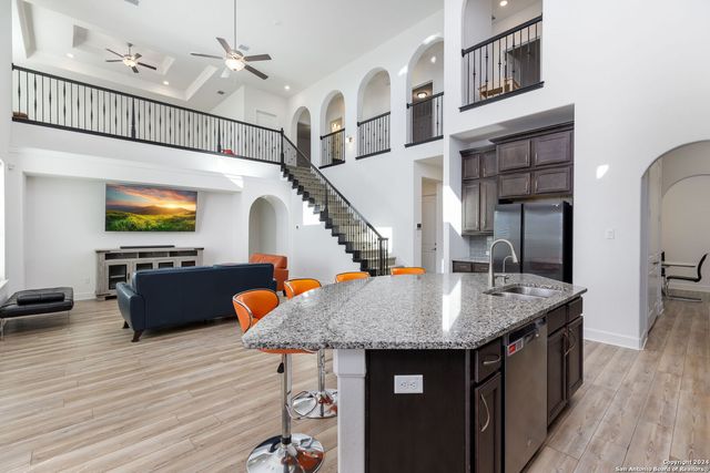 14118 Sam Houston Way, San Antonio, TX 78245