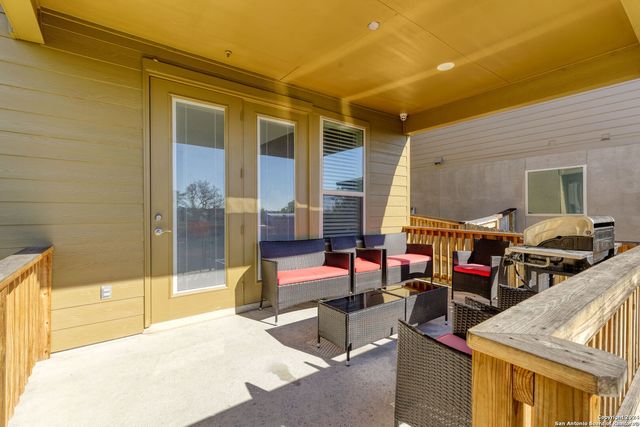 14118 Sam Houston Way, San Antonio, TX 78245