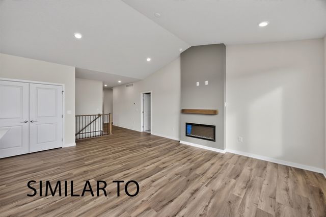 1029 NW Yorktown Drive, Waukee, IA 50063