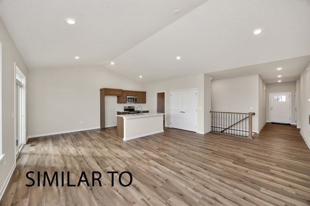 1029 NW Yorktown Drive, Waukee, IA 50063