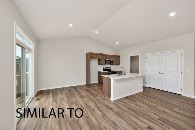 1029 NW Yorktown Drive, Waukee, IA 50063