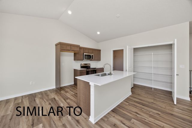 1029 NW Yorktown Drive, Waukee, IA 50063