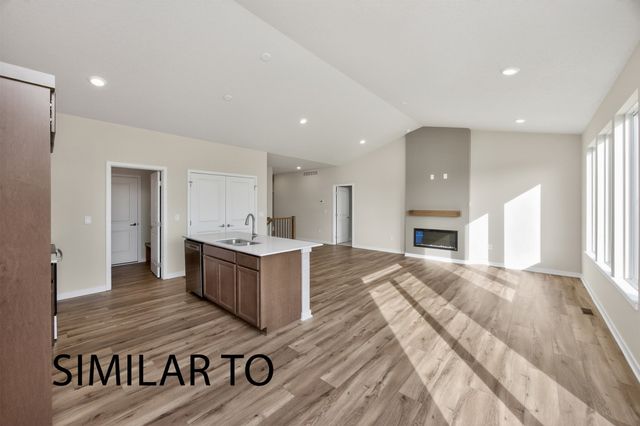 1029 NW Yorktown Drive, Waukee, IA 50063