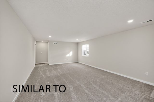 1029 NW Yorktown Drive, Waukee, IA 50063